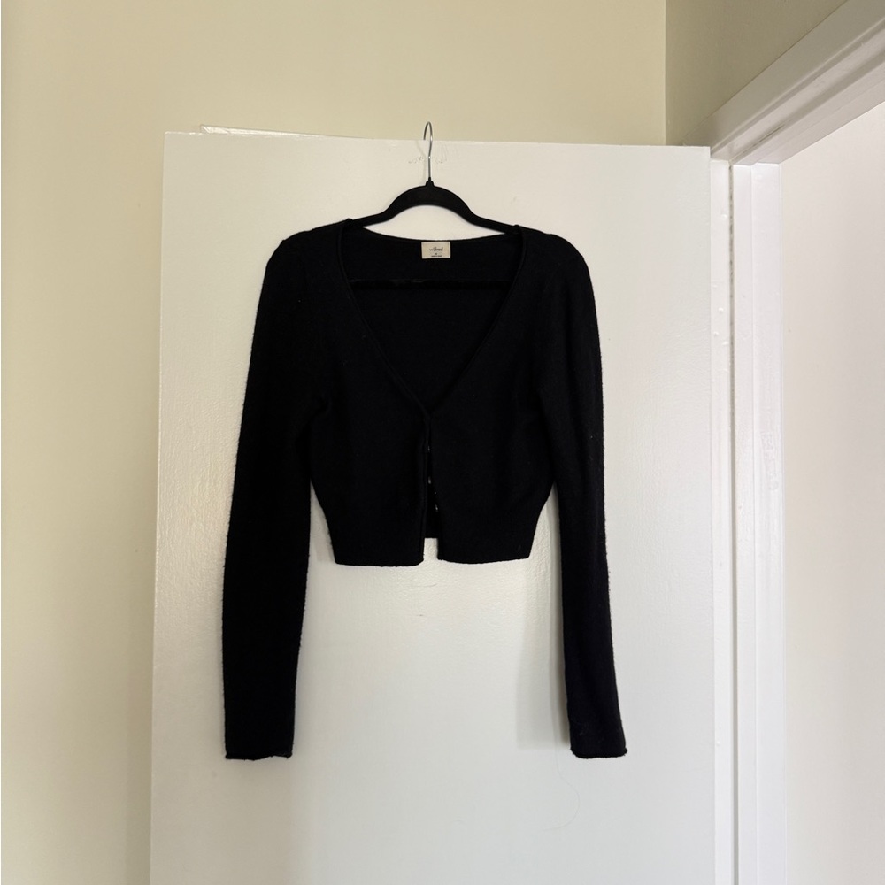 Aritzia (Wilfred) Cropped Black Cardigan